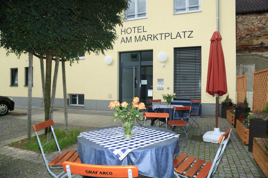 Hotel am Marktplatz Gangkofen Exteriör bild