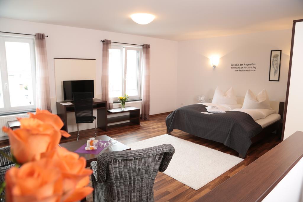 Hotel am Marktplatz Gangkofen Rum bild